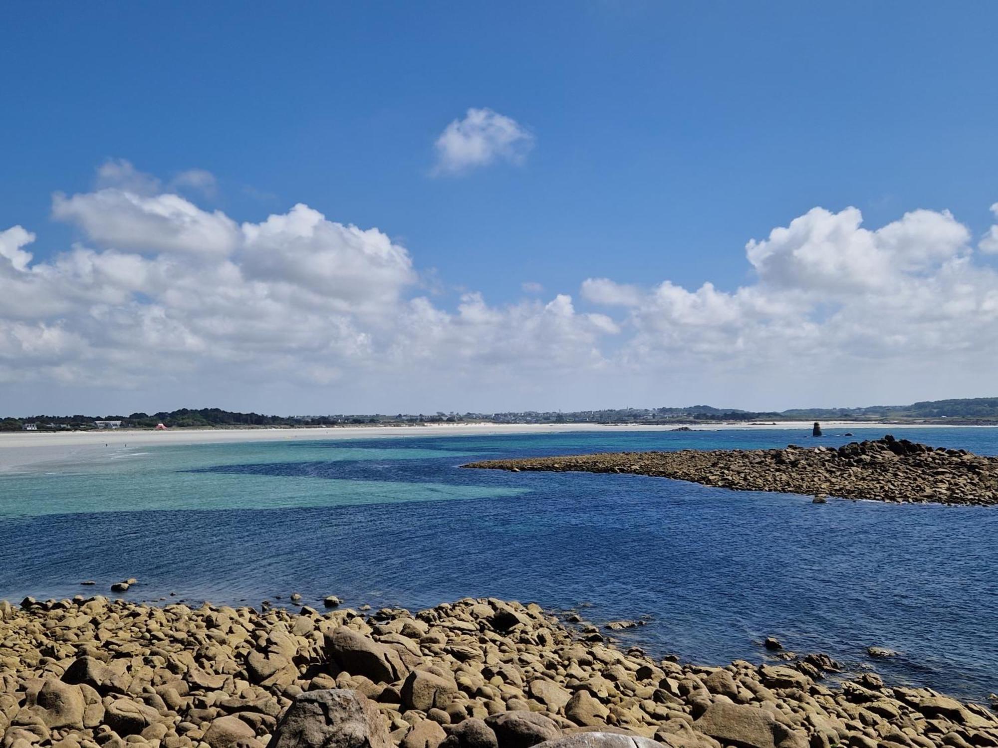 Entre Terre Et Mer Plougoulm 外观 照片